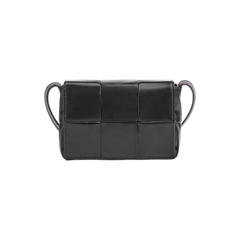 BOTTEGA VENETA MEN’S CASSETTE IN BLACK – WBV07